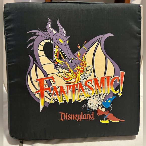 Vintage Disneyland Fantasmic/Main St. Electrical Parade Seat Cushion w/ handle - Picture 1 of 4